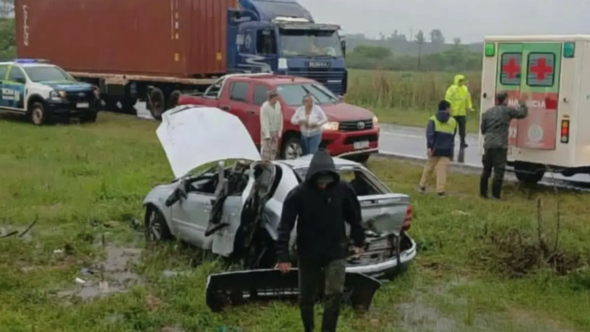 Murió un bebé de cinco meses en un trágico vuelco sobre la Ruta Nacional 14, cerca de Santo Tomé