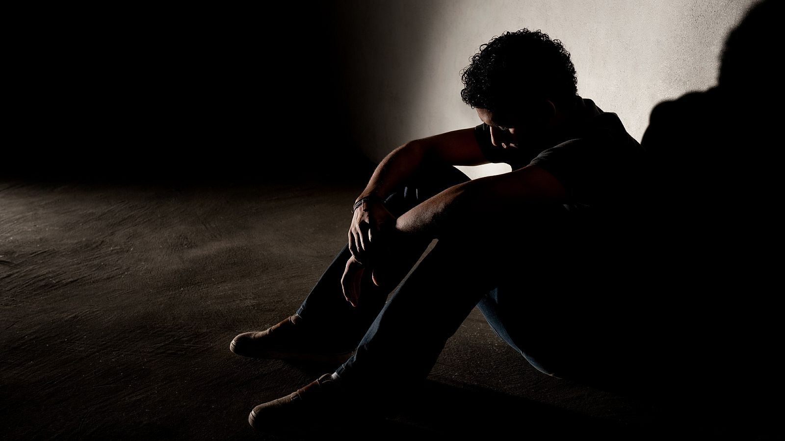 Día Mundial de Lucha contra la Depresión: advierten sobre el impacto en adolescentes y adultos mayores