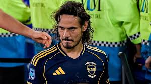 Edinson Cavani no se concentraría en Boca Juniors y crece la incertidumbre por su futuro en el club