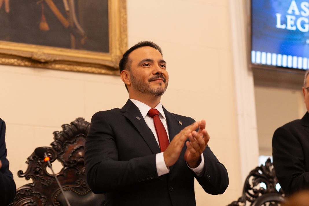 Apertura de Sesiones: Valdés llamó a defender la autonomía correntina
