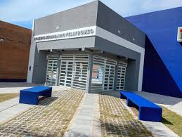 El gobernador inaugura el ciclo lectivo en el interior